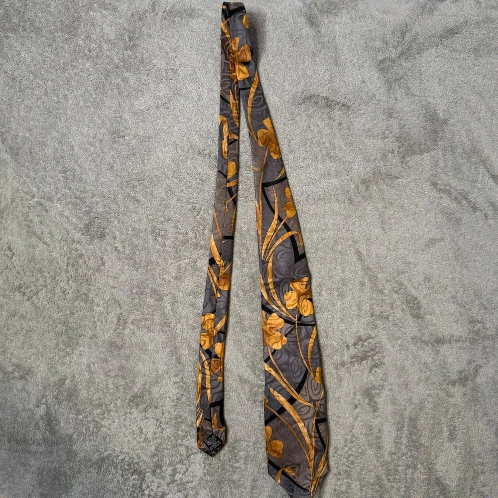 Vintage 90s Italian Silk Mens Necktie Abstract Floral Leaf Pattern Gold Gray Tie